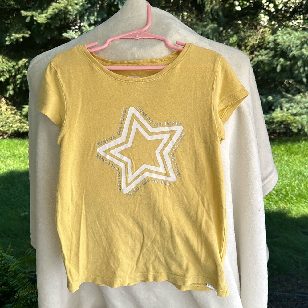 GAP kids “Runs on Girl Power) t-shirt, size M. Bundle & Save!